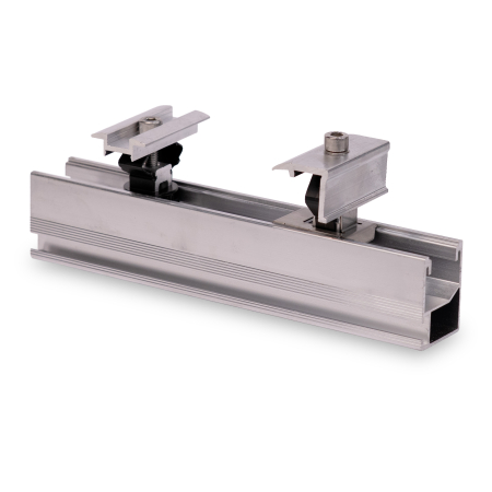 Structura - Set demonstrativ SingleRail 50 cu sina si cleme pentru panouri fotovoltaice