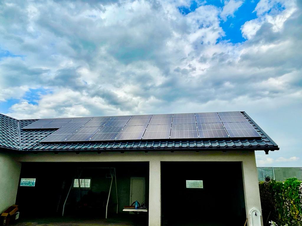 Lucrare in zona Radauti - 6kw + invertor Huawei