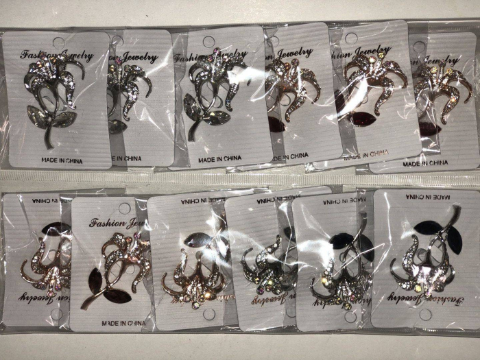 Brosa cu cristale, floare [5]