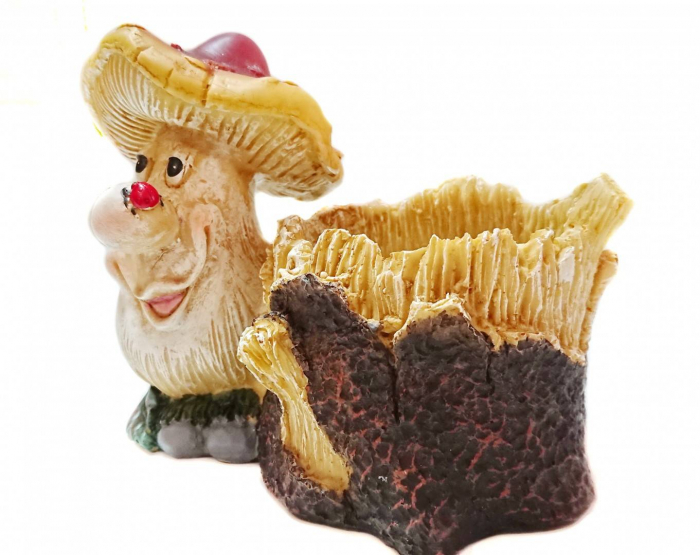 ornament din rasina pictat manual , decoratiune cu suport pentru ghiveci, pentru gradina, terasa, ciupercuta cu gargarita [3]