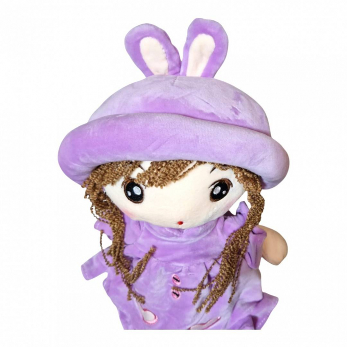 Papusa textila cu detalii brodate, palarie cu urechiuse, roz/mov/rosu, 48 cm [2]