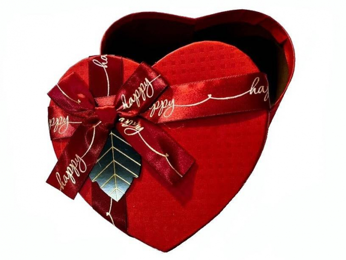 set 3 cutii inima, rosu, 16-22 cm [2]