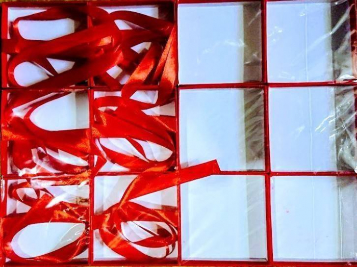 set 6 cutii transparente cu fundita rosie, cutie pentru flori de sapun, esarfe cu martisor, mici decoratiuni, 6x6x10 cm [5]