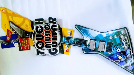 Jucarii Rol - chitara rock & roll cu touch
