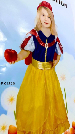 Petrecere - rochita Alba ca Zapada cu pelerina 4-6 ani