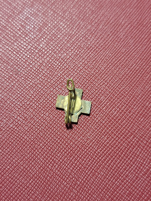 INSIGNA CRUCEA ROSIE PERIOADA INTERBELICA (Tematica medicala) [2]