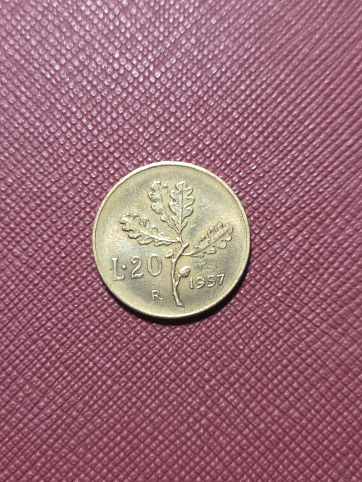 Italia 20 lire 1957 [2]