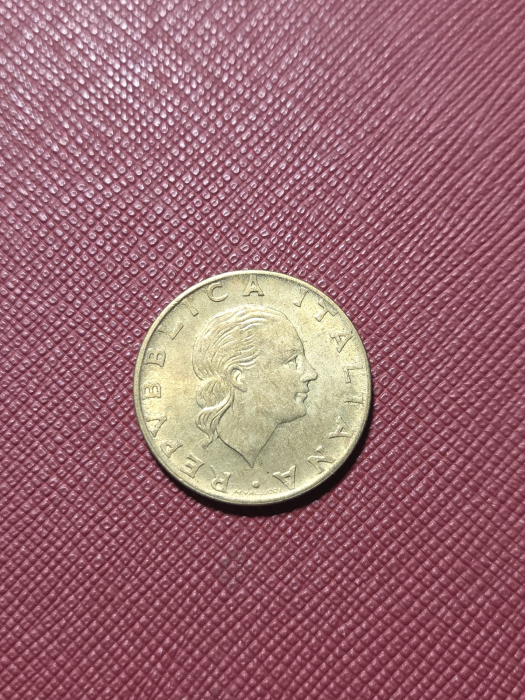 Italia 200 lire 1979 [2]