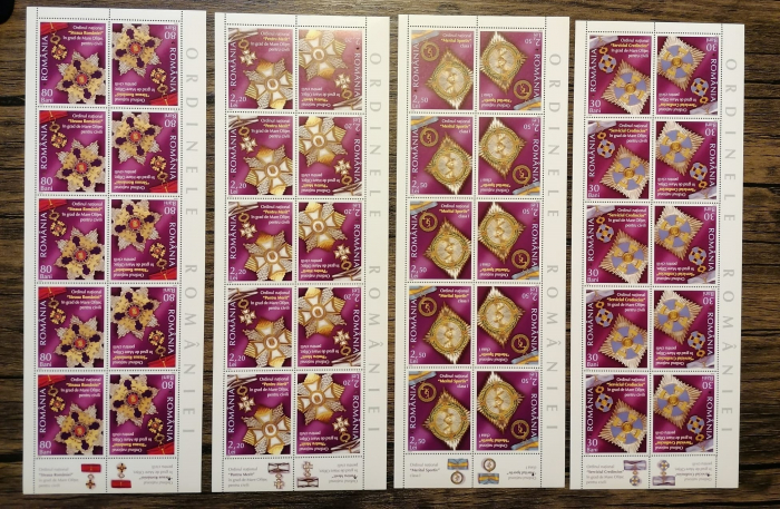 RO 2006 ,LP 1745b ,"Ordinele Romaniei" , minicoala de 10 marci/tete-beche , MNH [1]