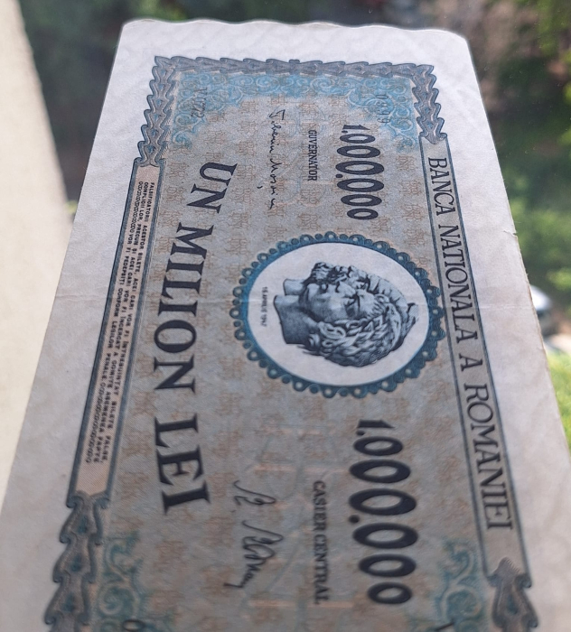 Romania 1 milion lei 1947, seria V.0772/0999, stare buna [6]