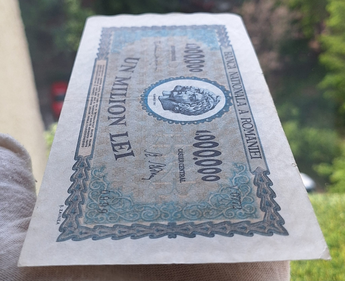 Romania 1 milion lei 1947, seria V.0772/0999, stare buna [7]
