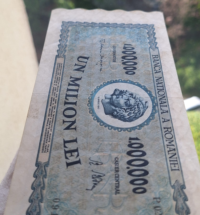 Romania 1 milion lei 1947, seria P.0234/0912, stare buna [6]
