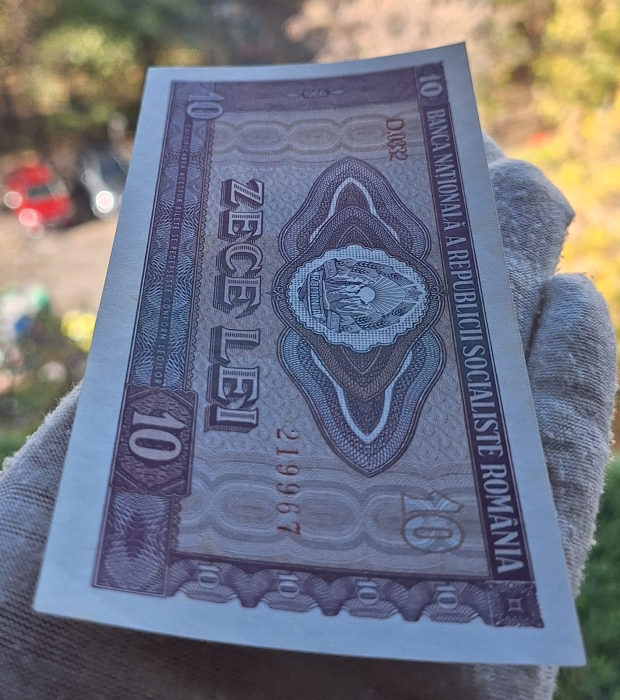 Romania 10 LEI 1966, seria D.0332/219967, aproape necirculata [4]