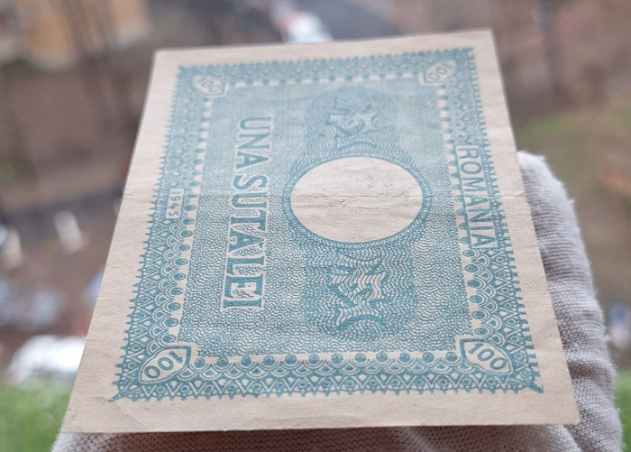 Romania 100 Lei 1945, Regele Mihai, aproape necirculata [4]