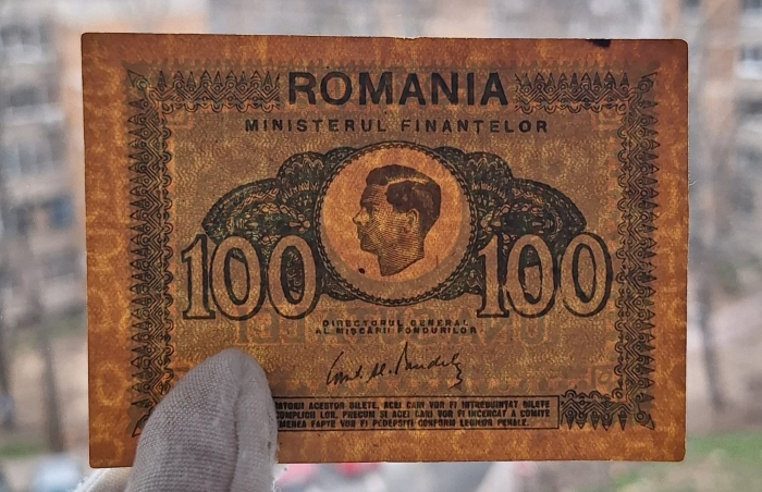 Romania 100 Lei 1945, Regele Mihai, circulata [3]