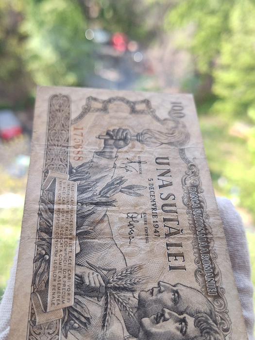 Romania 100 lei decembrie 1947, seria X.10/175688, circulata [8]