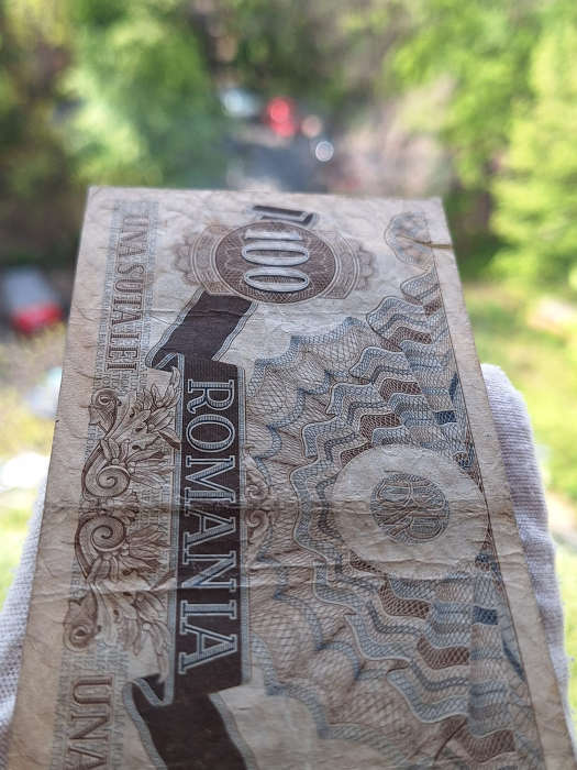 Romania 100 lei decembrie 1947, seria X.10/175688, circulata [6]