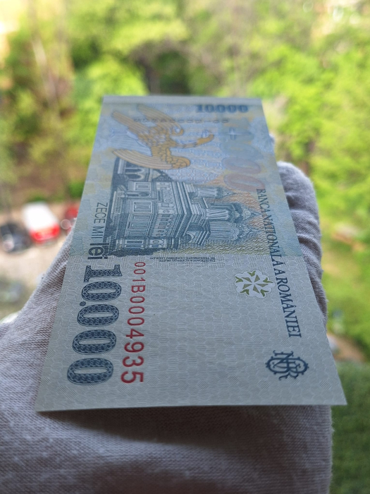 Romania, 10000 lei 1999, seria 001B0004935, necirculata [5]