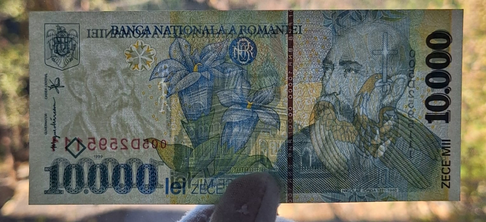 Romania, 10000 lei 1999, seria 005D2595111, necirculata [3]