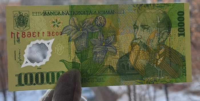 Romania, 10000 Lei 2000, semnatura Ghizari, circulata, seria 003E1136811 [3]