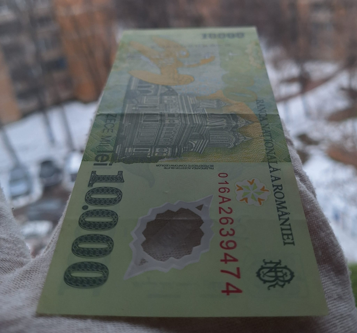 Romania, 10000 Lei 2000, semnatura Isarescu, circulata, seria 016A2639474 [4]