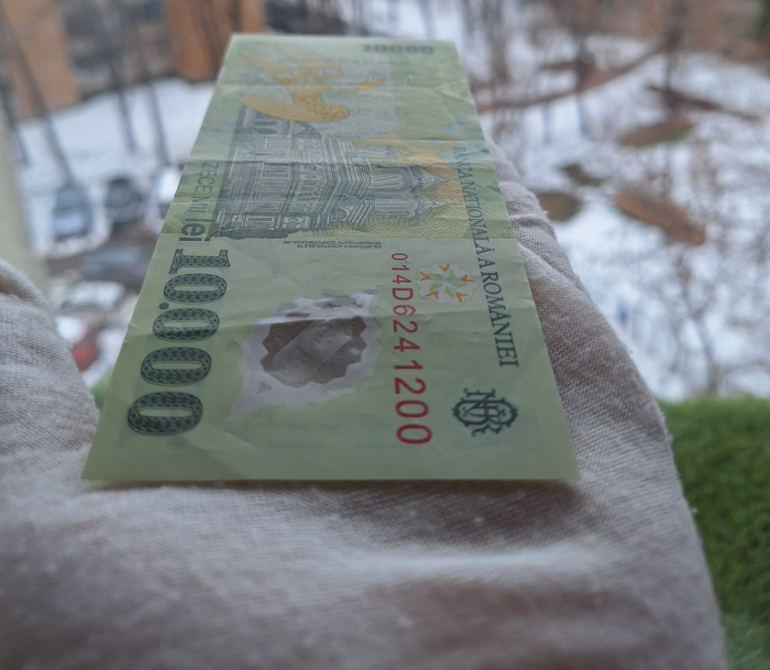 Romania, 10000 Lei 2000, semnatura Isarescu, circulata, seria 014D6241200 [4]