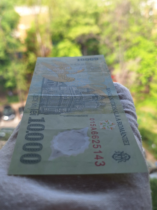 Romania, 10000 Lei 2000, semnatura Isarescu, circulata, seria 015A6625143 [4]