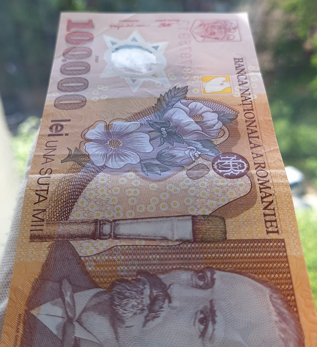 Romania, 100000 lei 2001, seria 032C7975913, circulata, stare buna [5]
