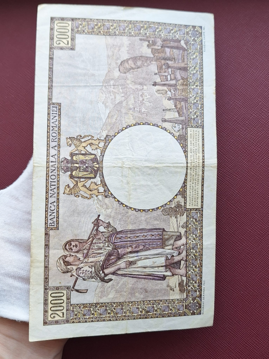 Romania, 2000 lei 1941, seria L.0121/0919/03011919, circulata [8]