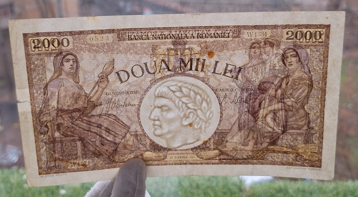 Romania, 2000 lei 1941, seria W.1334/0523/33349523, circulata [3]