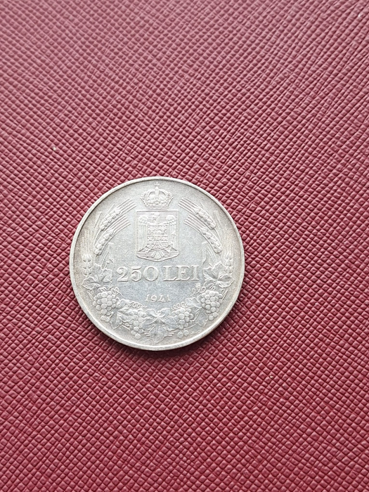 Romania, 250 lei 1941, Totul Pentru Tara, Regele Mihai I [2]