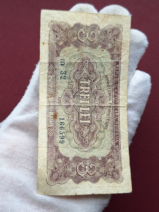 Romania, 3 lei 1952, seria m 32 / 166599, circulata [3]