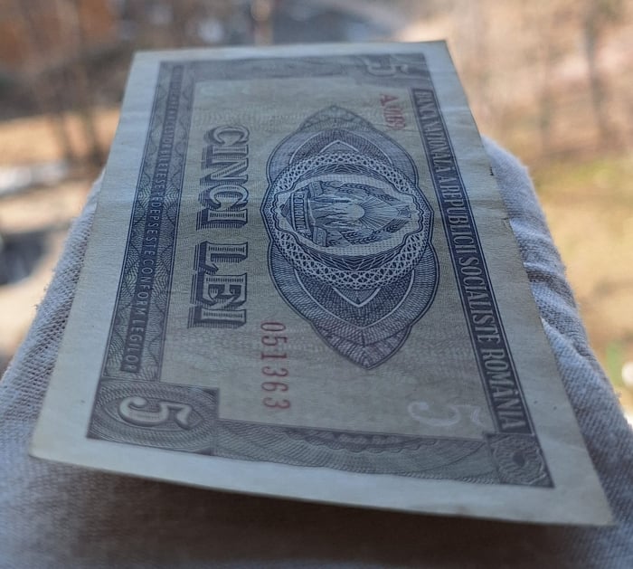 Romania 5 lei 1966, seria A.0169/051363, circulata [4]