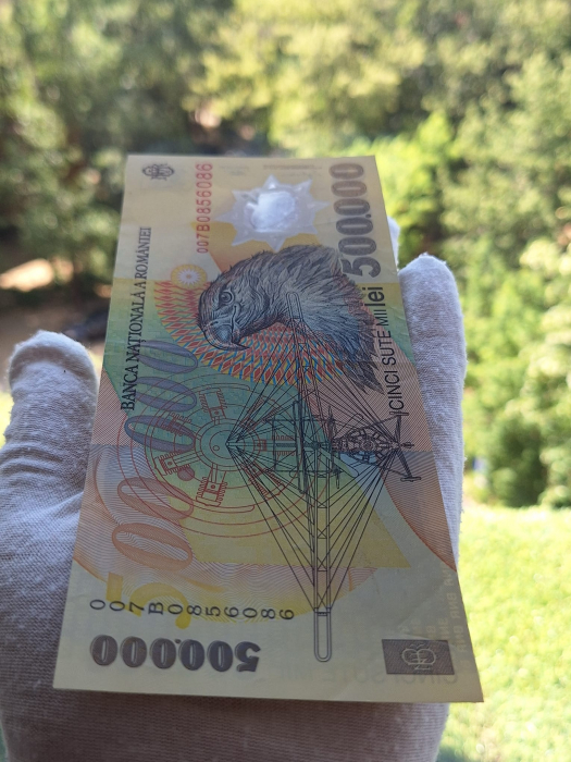 Romania, 500,000 lei 2000 polimer, semnatura Ghizari, seria 007B0856086, stare buna [4]