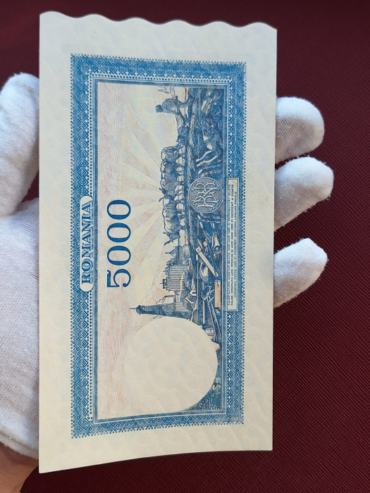 Romania, 5000 lei 22 Decembrie 1945, seria G/9 0204684, necirculata [4]