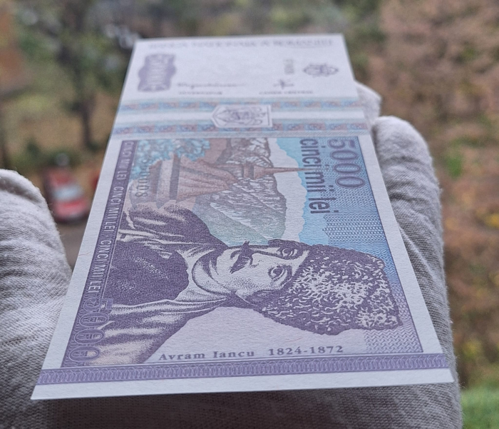 Romania, 5000 lei 1993, seria F.0026/860008, necirculata [4]