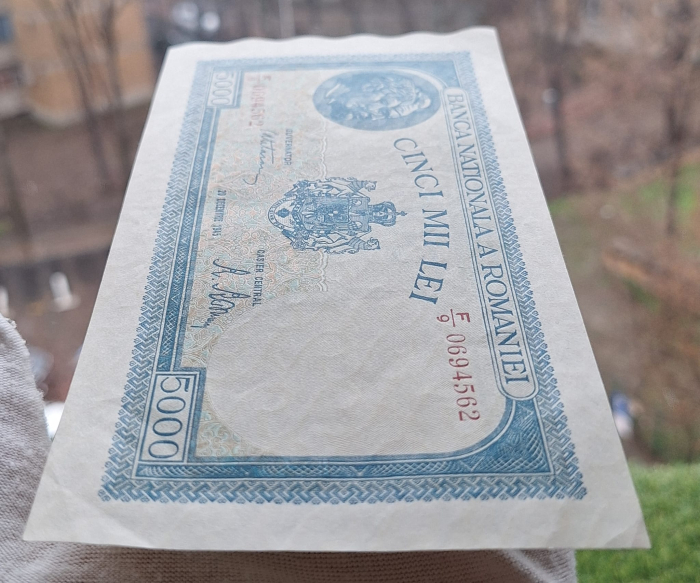 Romania, 5000 lei Decembrie 1945, seria F/9 0694562, Aunc [4]