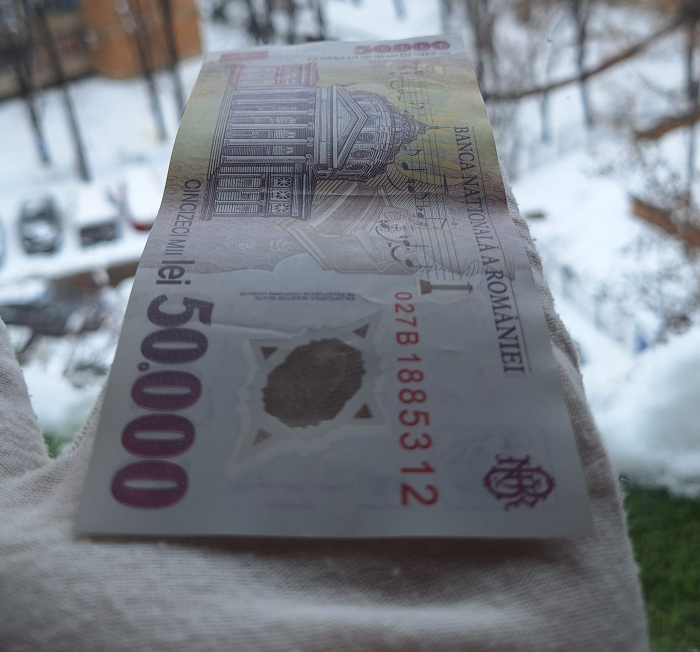 Romania, 50000 lei 2001 George Enescu, seria 027B1885312, stare buna [4]