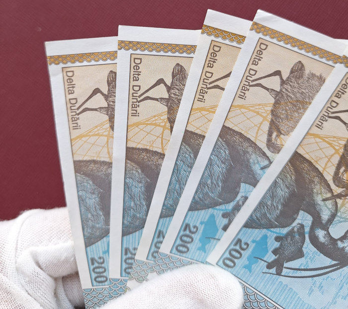 Romania, 200 lei 1992, Grigore Antipa, necirculata, cu urme de manipulare [2]