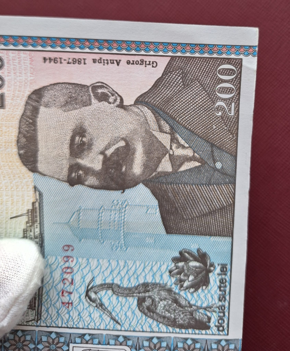 Romania, 200 lei 1992, Grigore Antipa, necirculata, cu urme de manipulare [4]