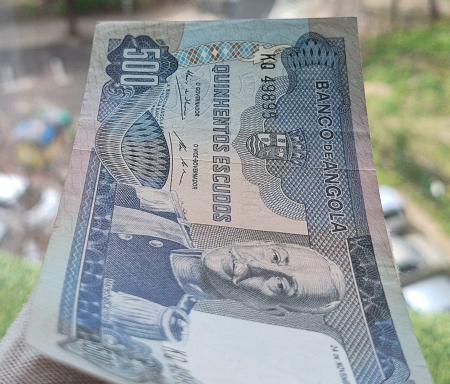 Angola 500 Escudos 1972, aproape necirculata [3]