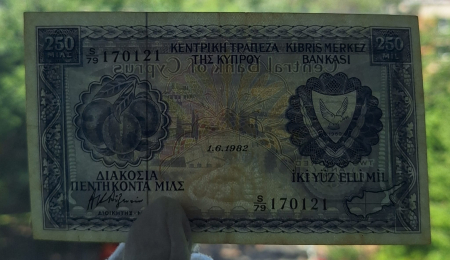 Cipru 250 mils 1982, rara, aproape necirculata [2]