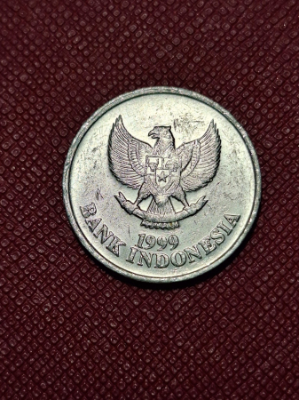 Indonezia 100 rupii 1999 [1]