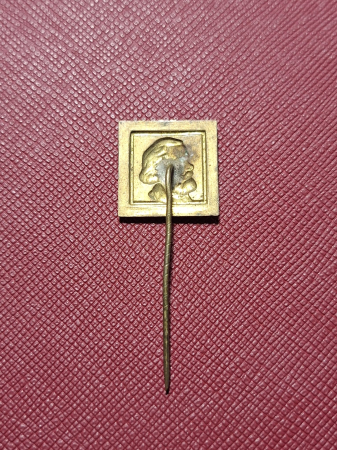 INSIGNA FRED MARX [1]