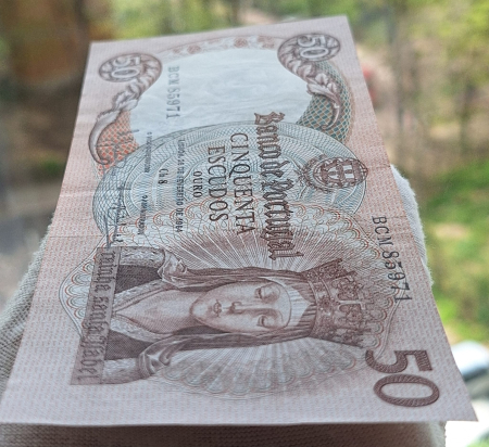 Portugalia 50 Escudos 1964, aproape necirculata [1]