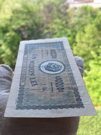 Romania 1 milion lei 1947, seria P.0157/0528, stare buna [7]