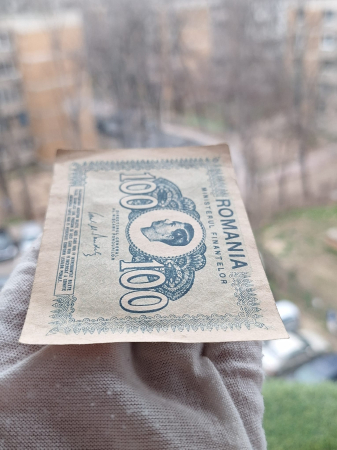Romania 100 Lei 1945, Regele Mihai, circulata [4]