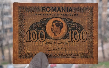 Romania 100 Lei 1945, Regele Mihai, circulata [2]