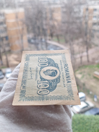 Romania 100 Lei 1945, Regele Mihai, circulata [3]