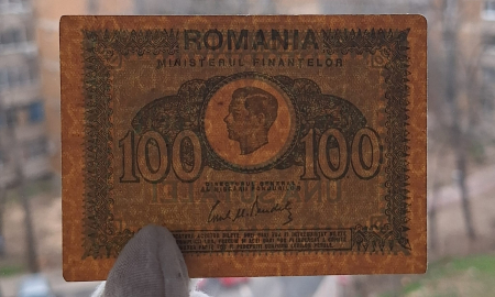 Romania 100 Lei 1945, Regele Mihai, circulata [2]